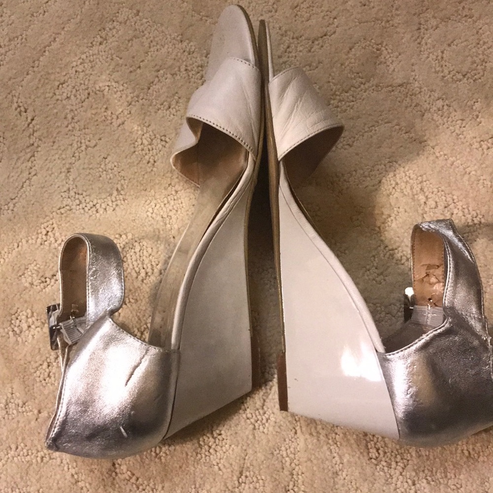 Sandals - Picture 4 of 6